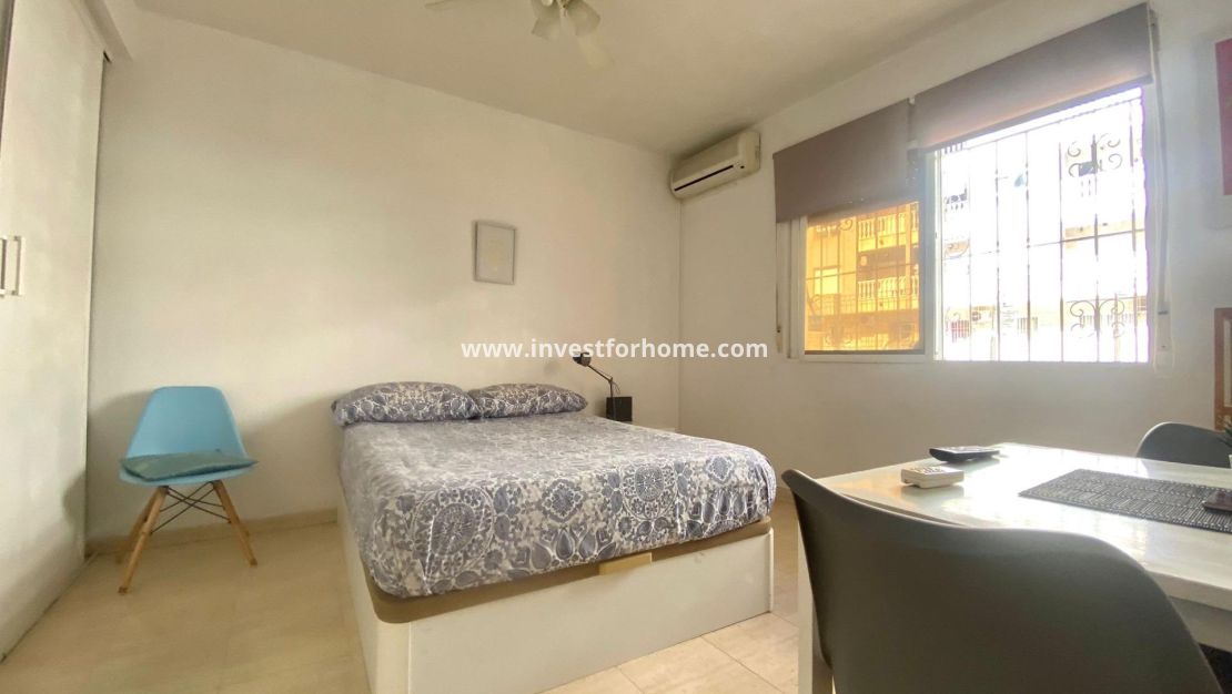 Verkoop - Appartement - Torrevieja - Estacion De Autobuses