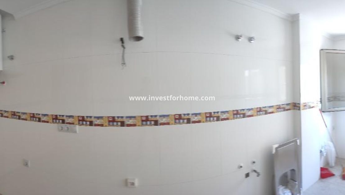 Verkoop - Appartement - Torrevieja - Estacion De Autobuses