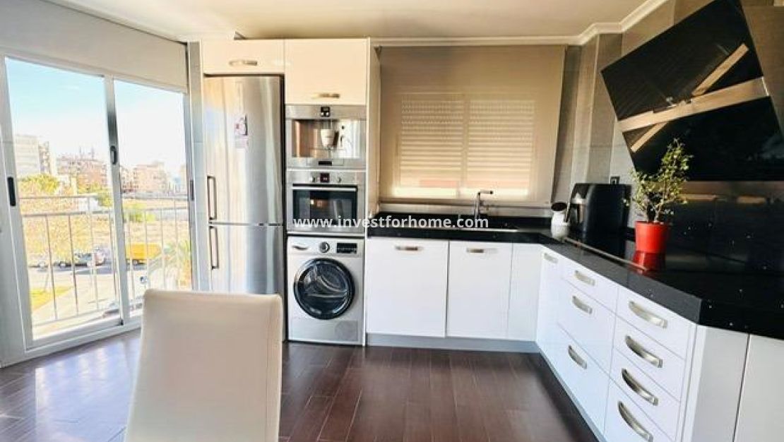 Verkoop - Appartement - Torrevieja - Estacion De Autobuses