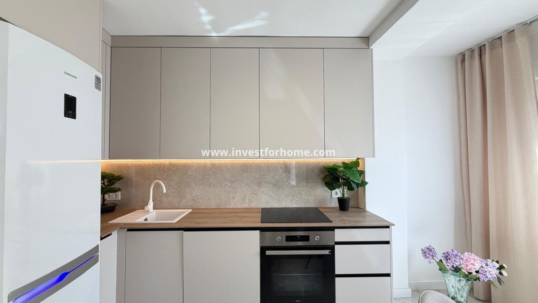 Verkoop - Appartement - Torrevieja - Estacion De Autobuses