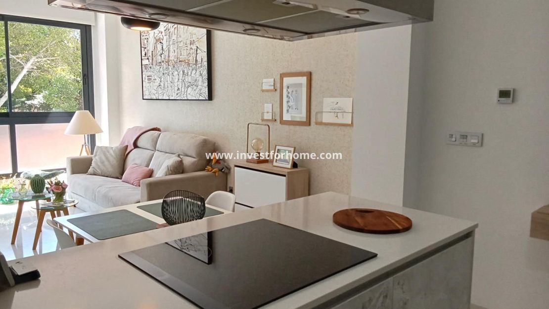 Verkoop - Appartement - Torrevieja - Estacion De Autobuses