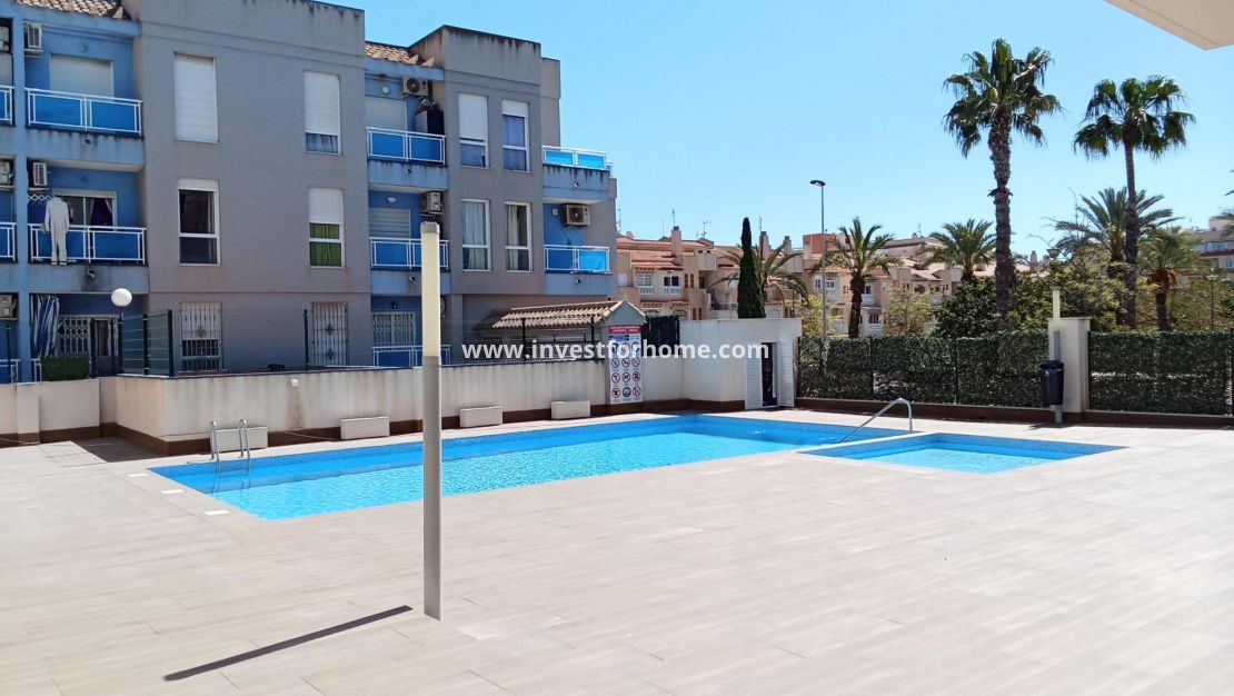 Verkoop - Appartement - Torrevieja - Estacion De Autobuses