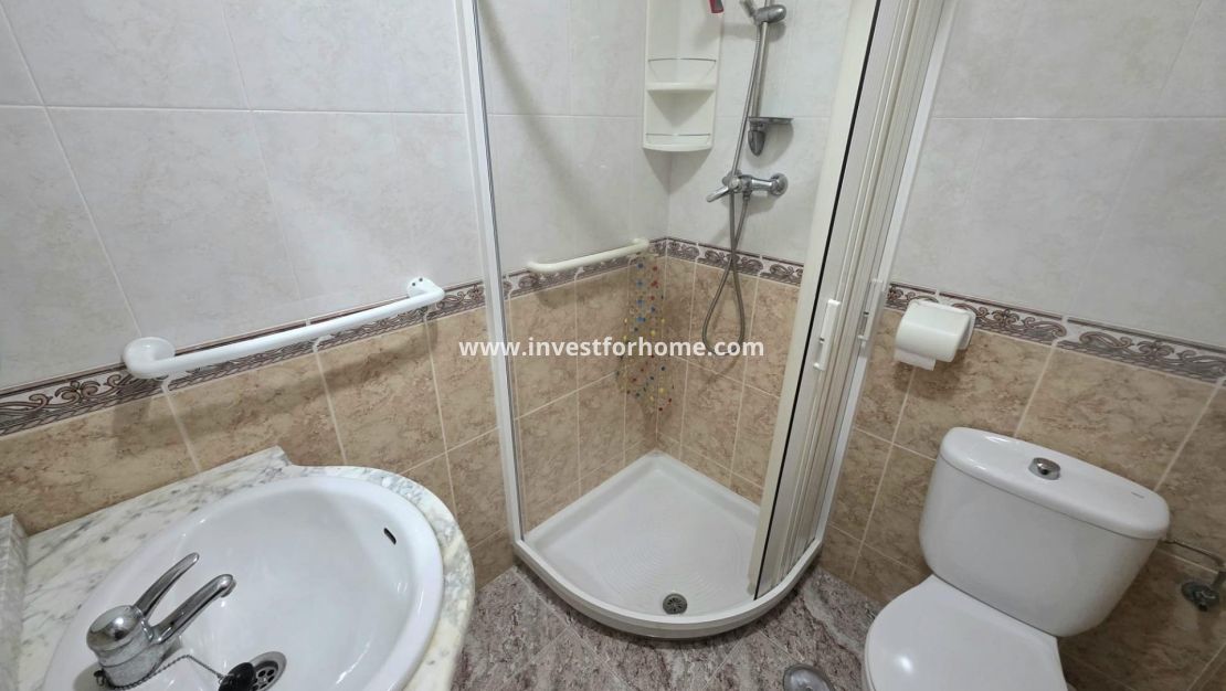Verkoop - Appartement - Torrevieja - Estacion De Autobuses