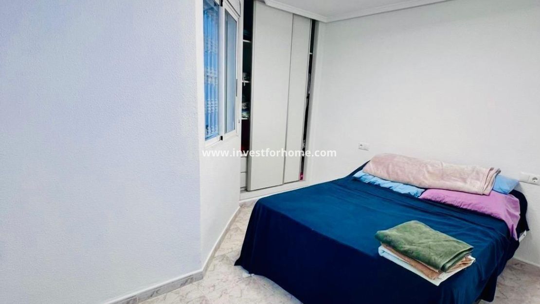 Verkoop - Appartement - Torrevieja - Estacion De Autobuses