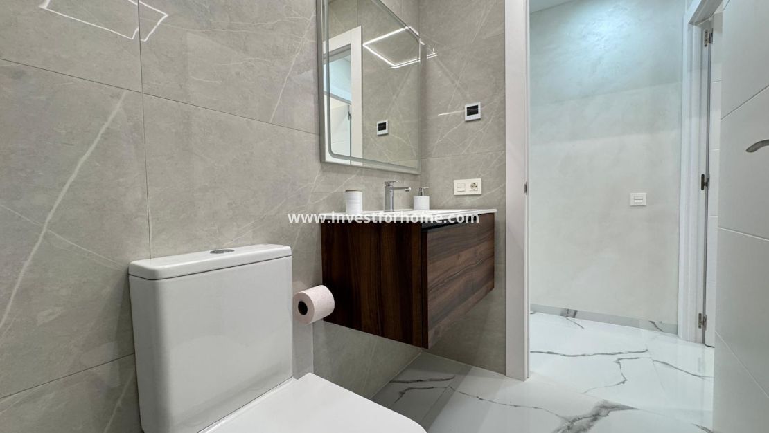 Verkoop - Appartement - Torrevieja - Estacion De Autobuses