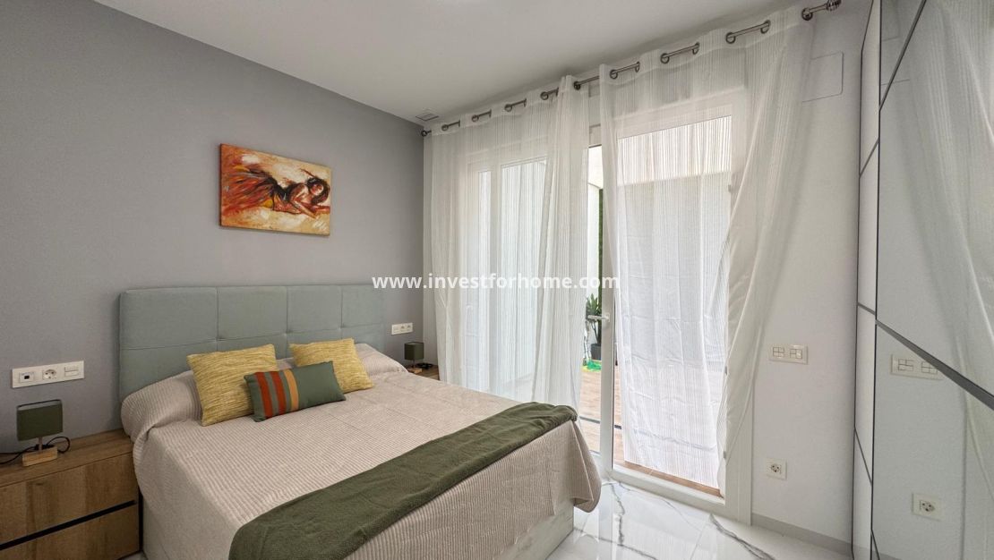 Verkoop - Appartement - Torrevieja - Estacion De Autobuses