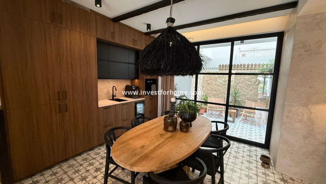 Verkoop - Appartement - Torrevieja - Estacion De Autobuses