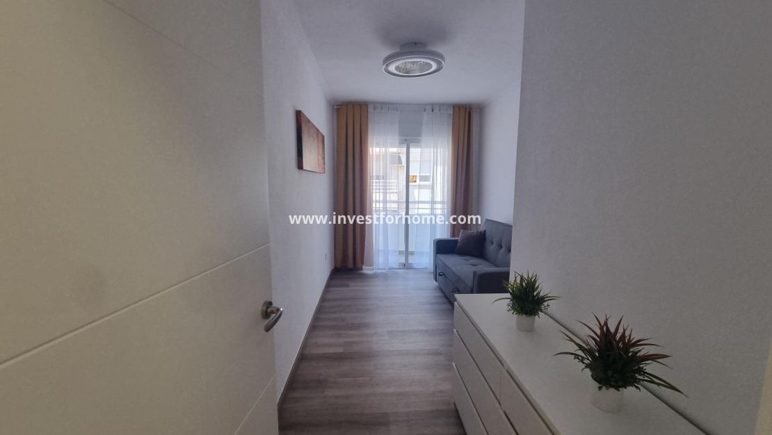 Verkoop - Appartement - Torrevieja - Estacion De Autobuses