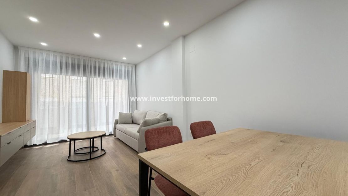 Verkoop - Appartement - Torrevieja - Estacion De Autobuses