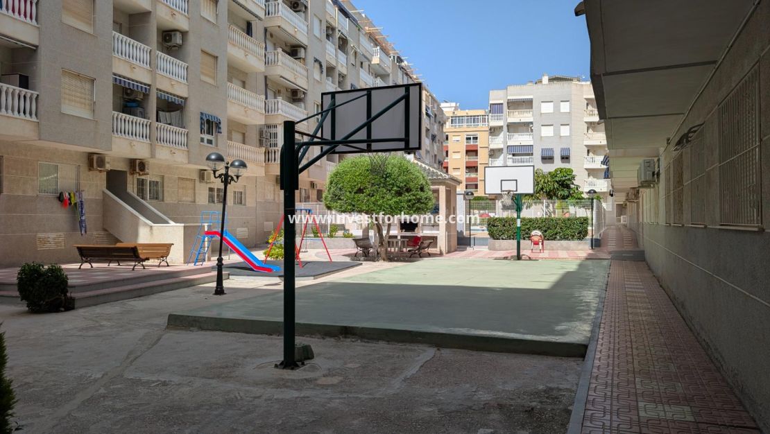 Verkoop - Appartement - Torrevieja - Estacion De Autobuses