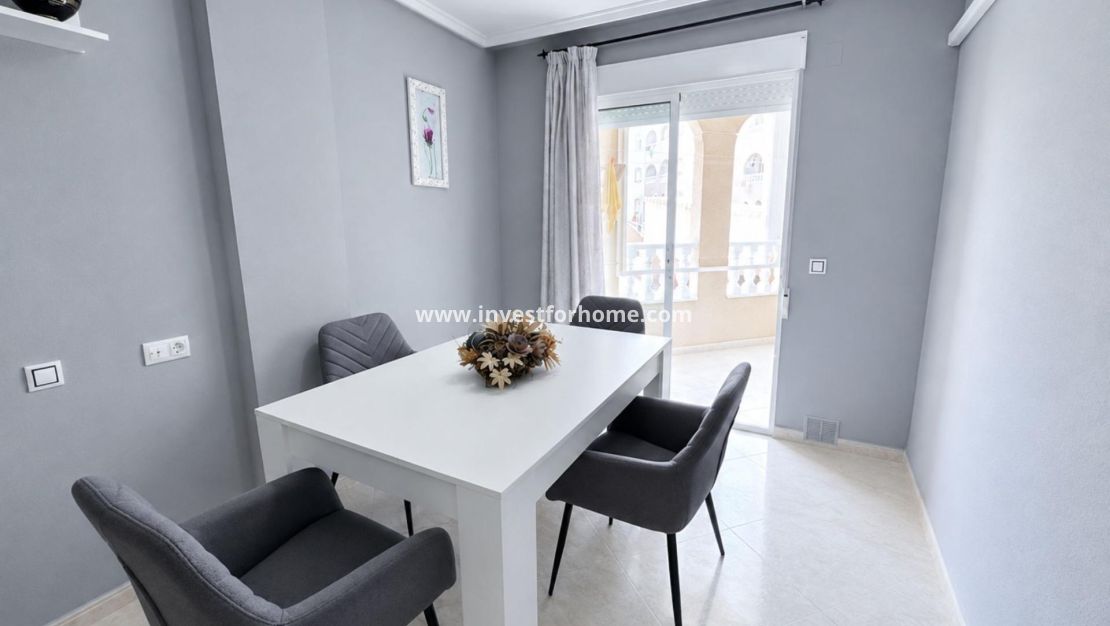 Verkoop - Appartement - Torrevieja - Estacion De Autobuses