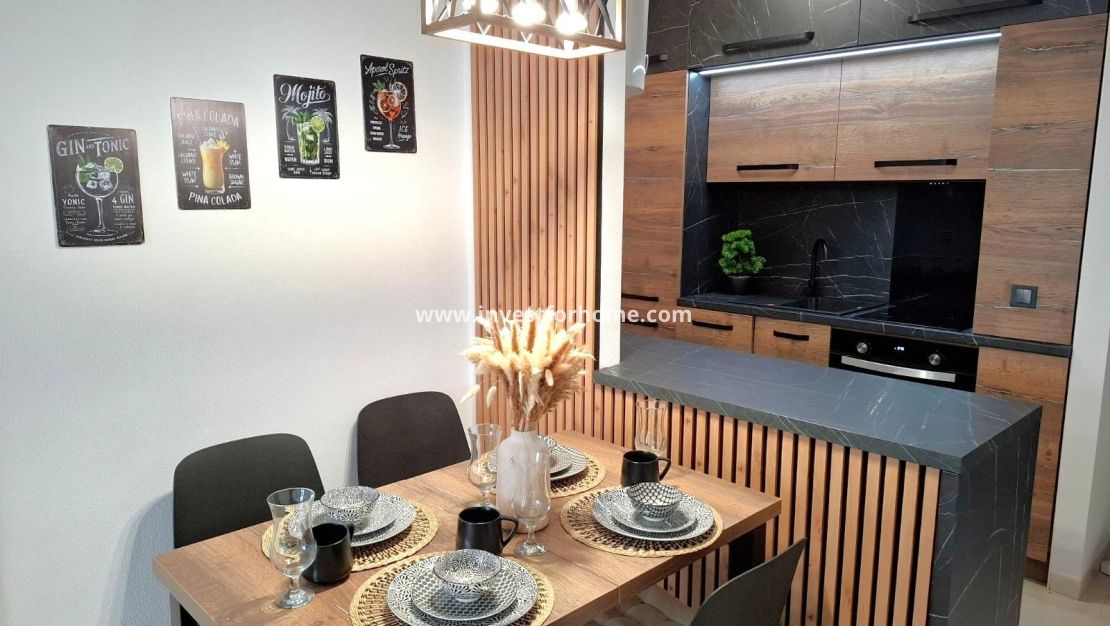 Verkoop - Appartement - Torrevieja - Estacion De Autobuses