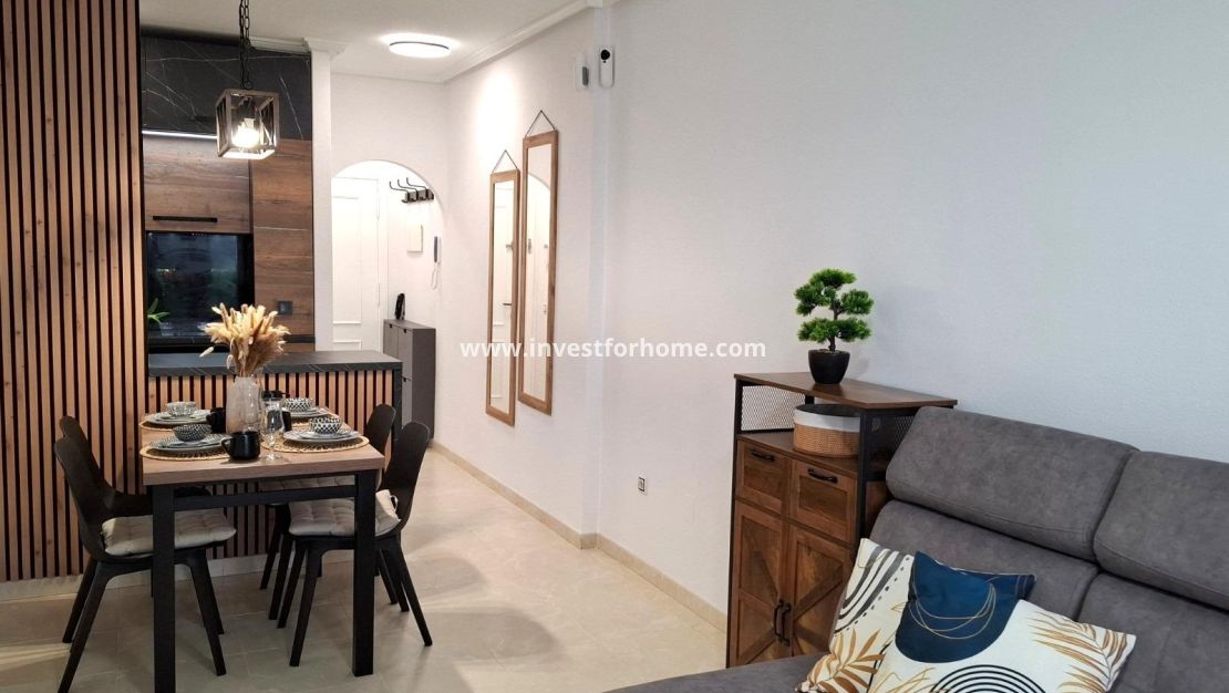 Verkoop - Appartement - Torrevieja - Estacion De Autobuses