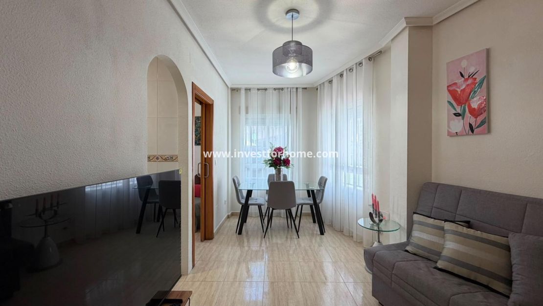 Verkoop - Appartement - Torrevieja - Estacion De Autobuses