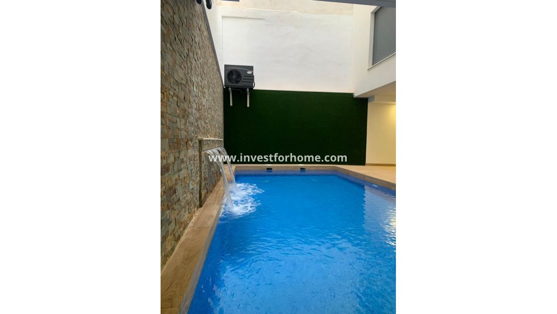 Verkoop - Appartement - Torrevieja - Estacion De Autobuses
