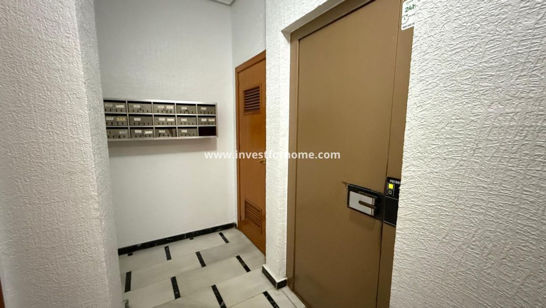 Verkoop - Appartement - Torrevieja - Las Piscinas Naturales