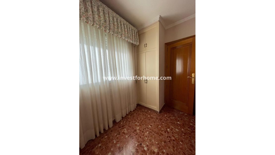 Verkoop - Appartement - Torrevieja - Las Piscinas Naturales