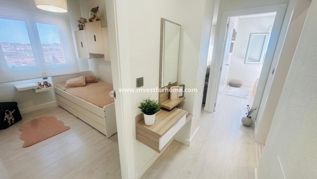 Verkoop - Appartement - Torrevieja - Nueva Torrevieja - Aguas Nuevas