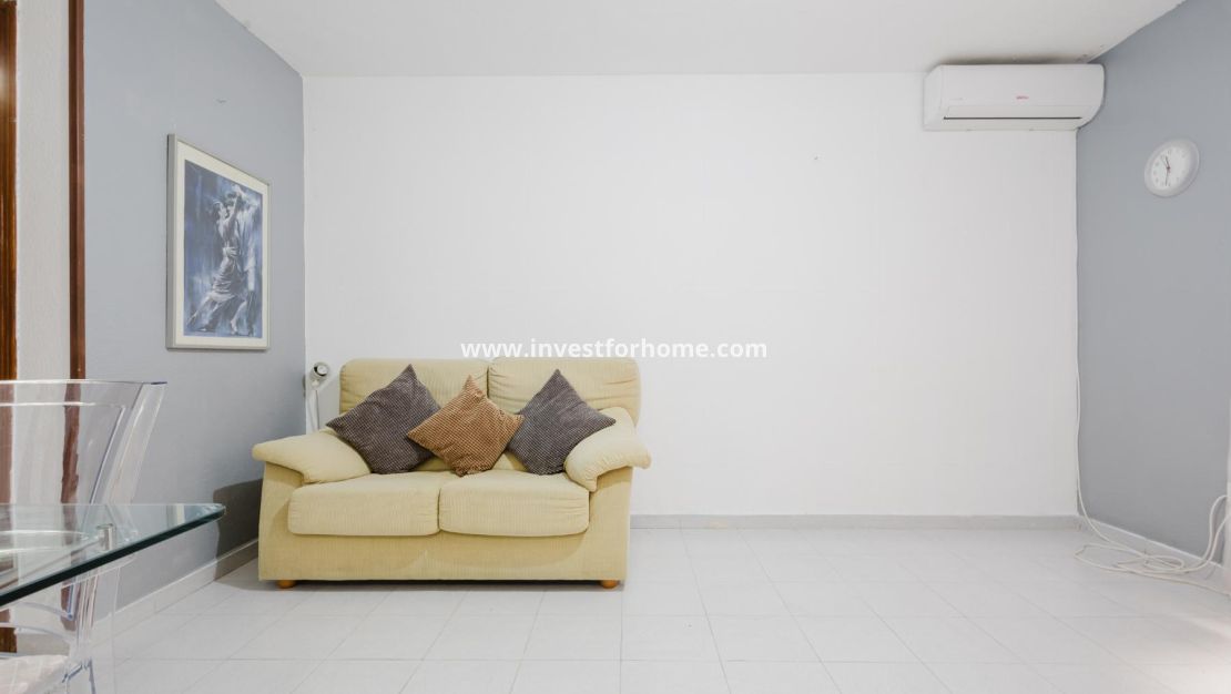 Verkoop - Appartement - Torrevieja - Playa de La Acequion