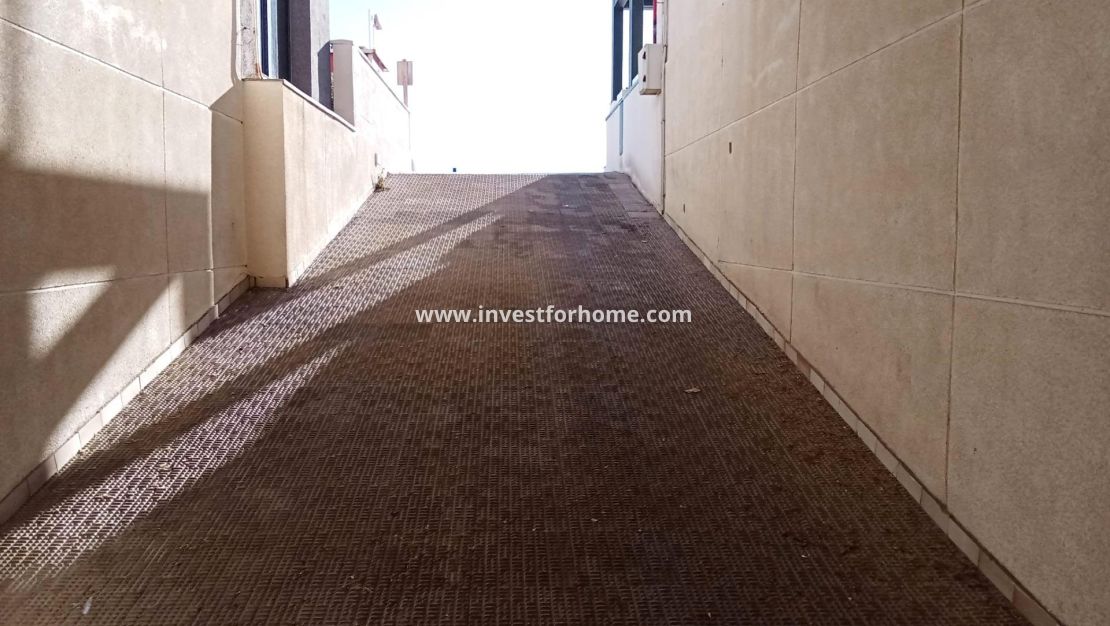 Verkoop - Appartement - Torrevieja - Playa De La Mata