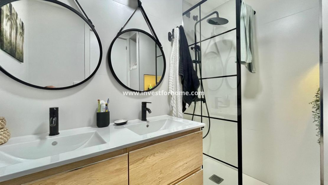 Verkoop - Appartement - Torrevieja - Playa de los Locos