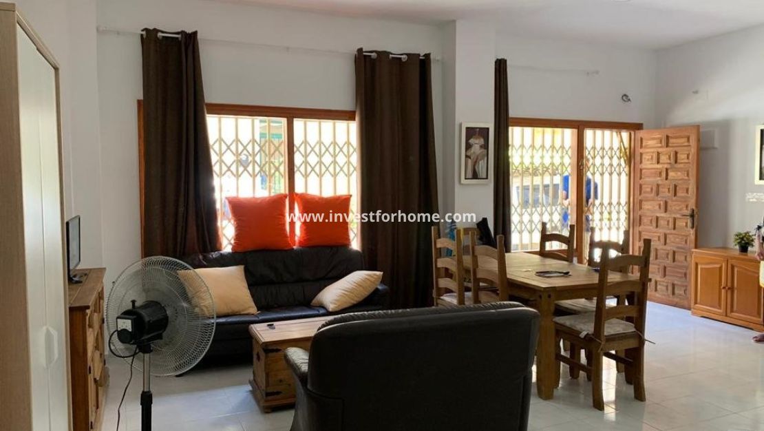 Verkoop - Appartement - Torrevieja - Playa de los Locos