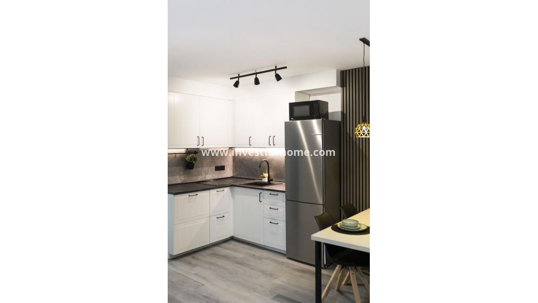 Verkoop - Appartement - Torrevieja - Playa de los Locos
