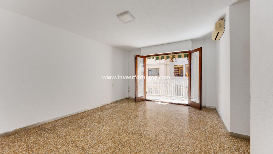 Verkoop - Appartement - Torrevieja - Playa del Acequión