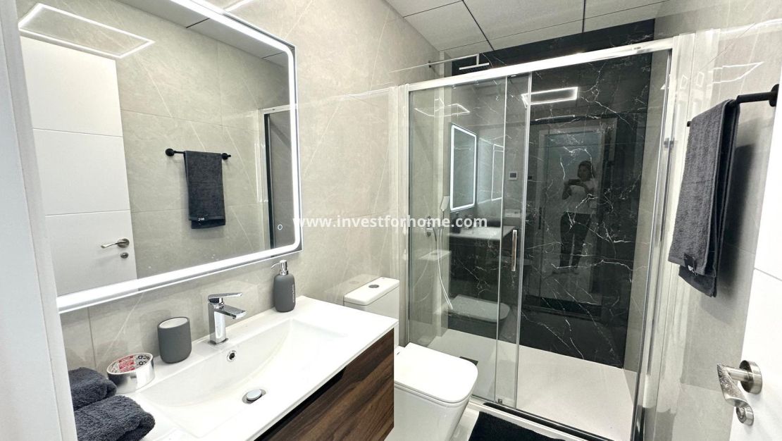 Verkoop - Appartement - Torrevieja - Playa del Cura