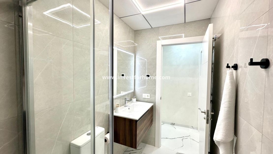 Verkoop - Appartement - Torrevieja - Playa del Cura