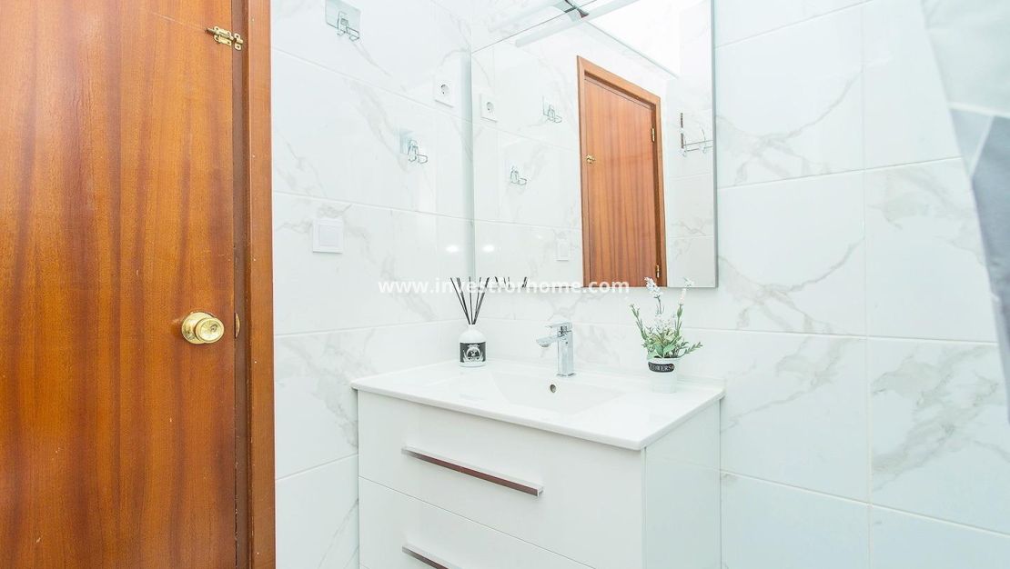 Verkoop - Appartement - Torrevieja - Playa del Cura