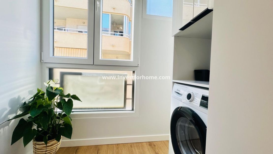 Verkoop - Appartement - Torrevieja - Playa del Cura