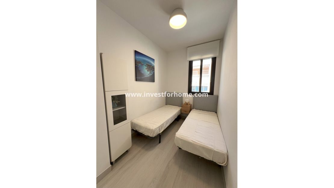 Verkoop - Appartement - Torrevieja - Playa del Cura