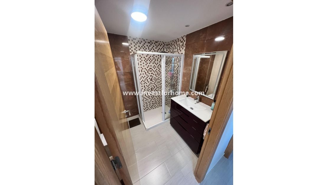 Verkoop - Appartement - Torrevieja - Playa del Cura