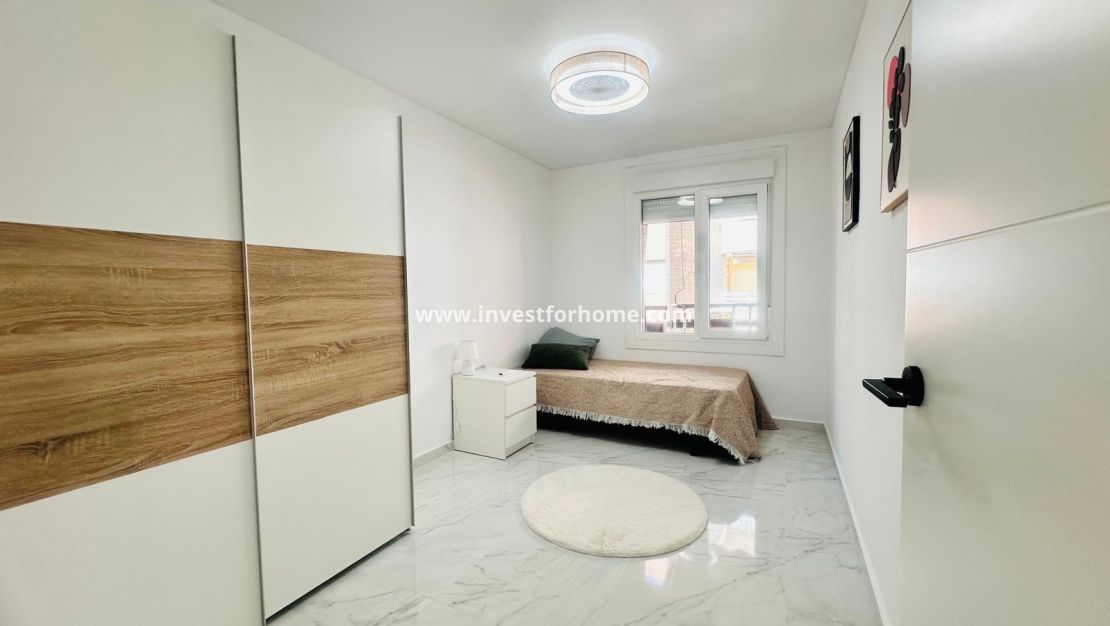 Verkoop - Appartement - Torrevieja - Playa del Cura