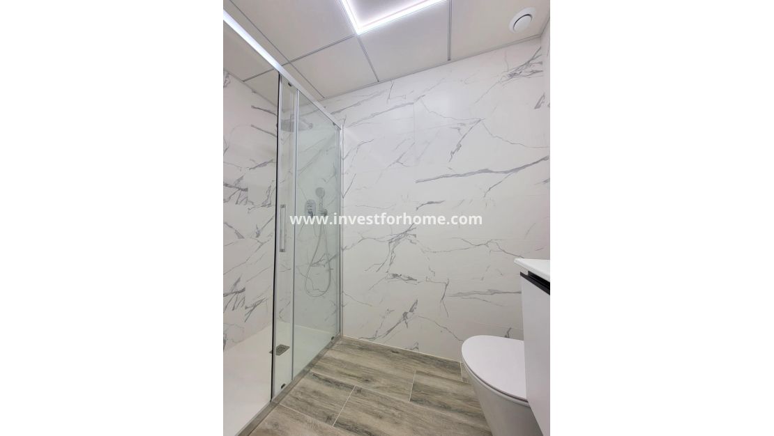 Verkoop - Appartement - Torrevieja - Playa del Cura