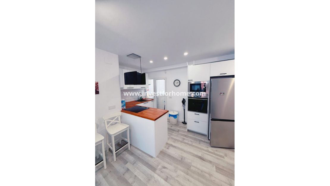 Verkoop - Appartement - Torrevieja - Playa del Cura