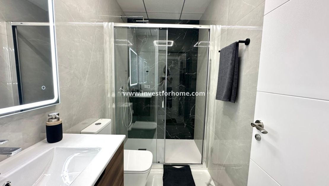 Verkoop - Appartement - Torrevieja - Playa del Cura