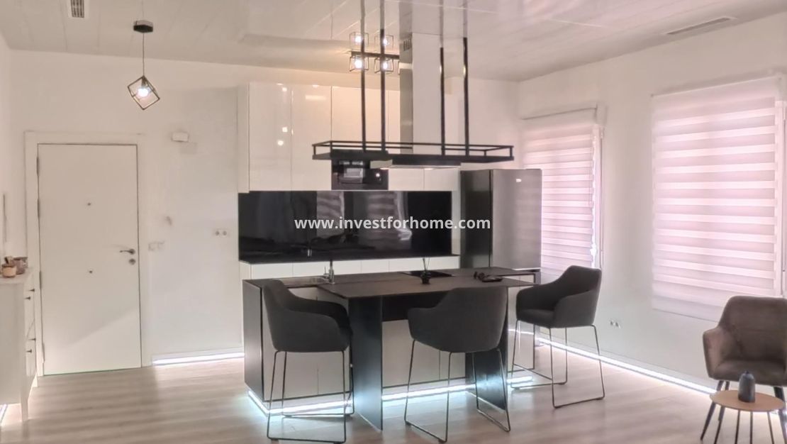 Verkoop - Appartement - Torrevieja - Playa del Cura