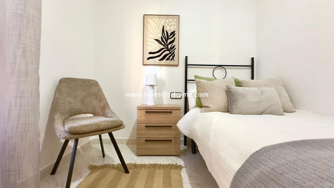 Verkoop - Appartement - Torrevieja - Playa del Cura