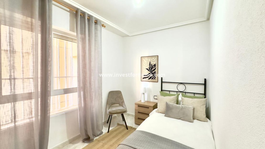 Verkoop - Appartement - Torrevieja - Playa del Cura