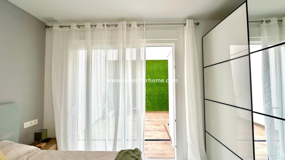 Verkoop - Appartement - Torrevieja - Playa del Cura