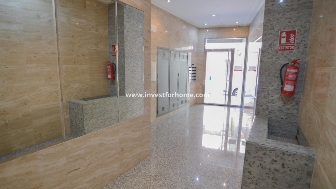 Verkoop - Appartement - Torrevieja - Playa del Cura