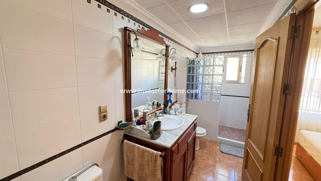 Verkoop - Appartement - Torrevieja - Playa del Cura