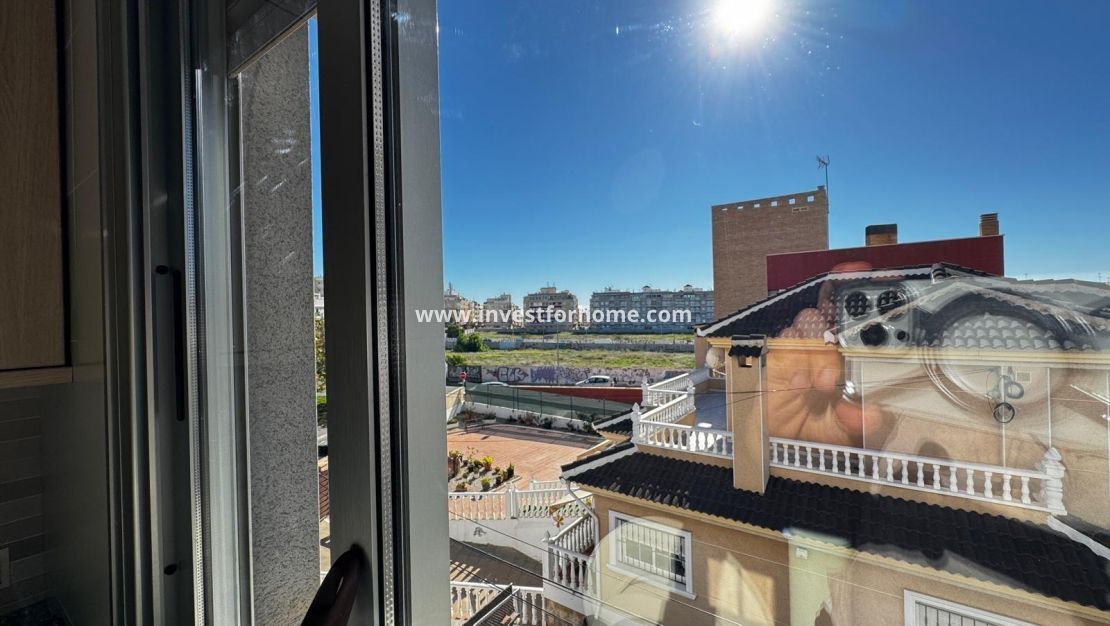 Verkoop - Appartement - Torrevieja - Playa del Cura