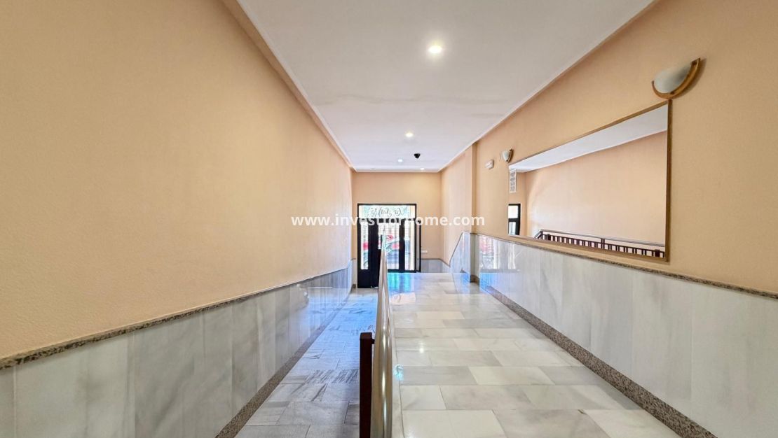 Verkoop - Appartement - Torrevieja - Playa del Cura