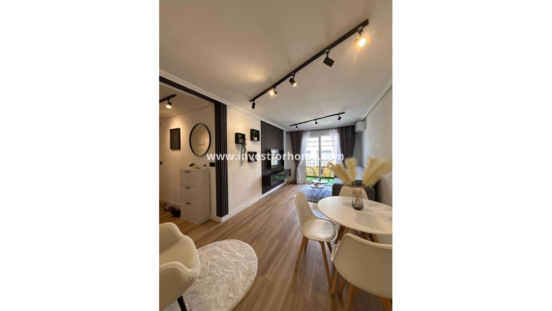Verkoop - Appartement - Torrevieja - Playa del Cura