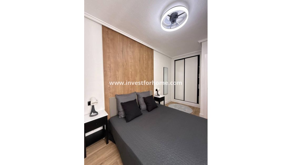 Verkoop - Appartement - Torrevieja - Playa del Cura