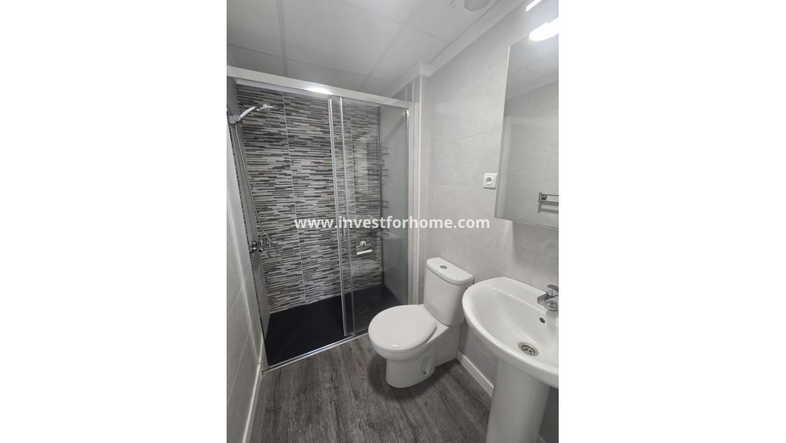 Verkoop - Appartement - Torrevieja - Playa del Cura