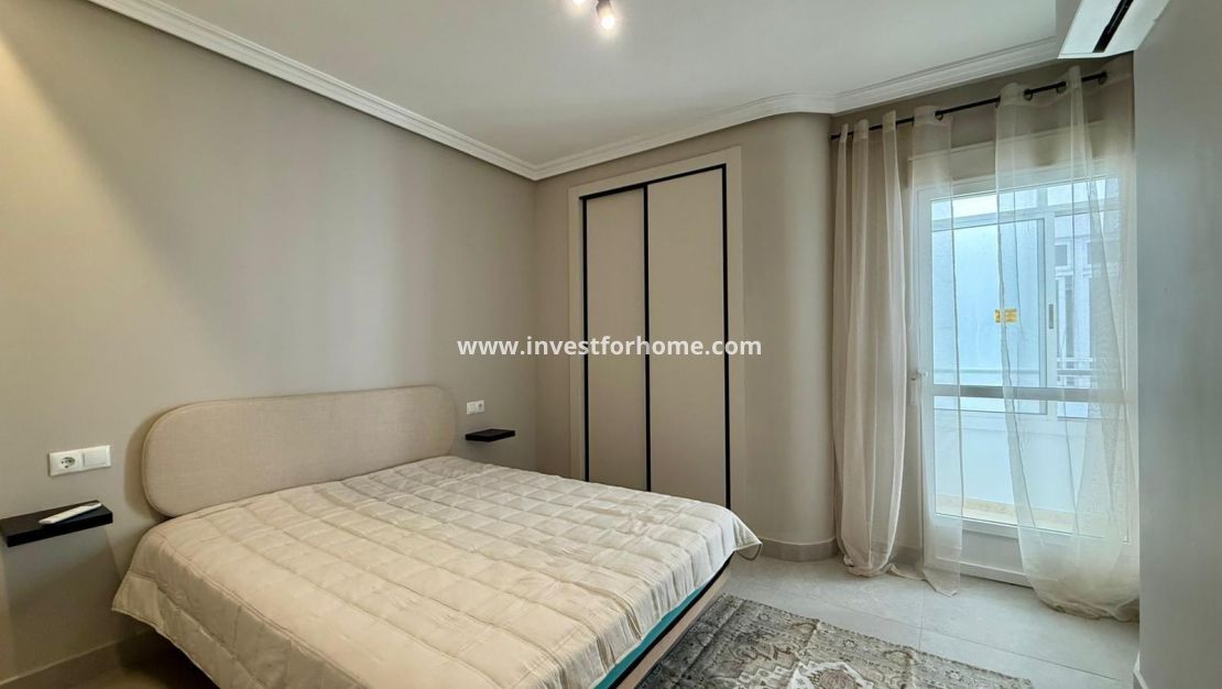 Verkoop - Appartement - Torrevieja - Playa del Cura